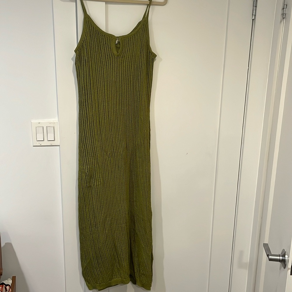 green knit dress with keyhole top